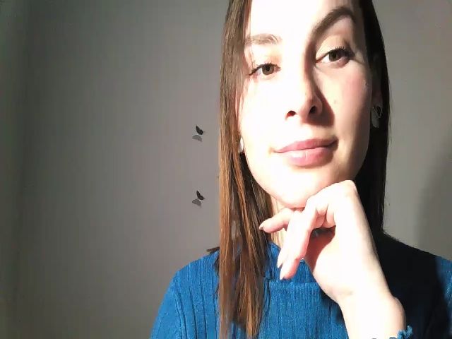 Live sex webcam photo for MisssSun #271294445