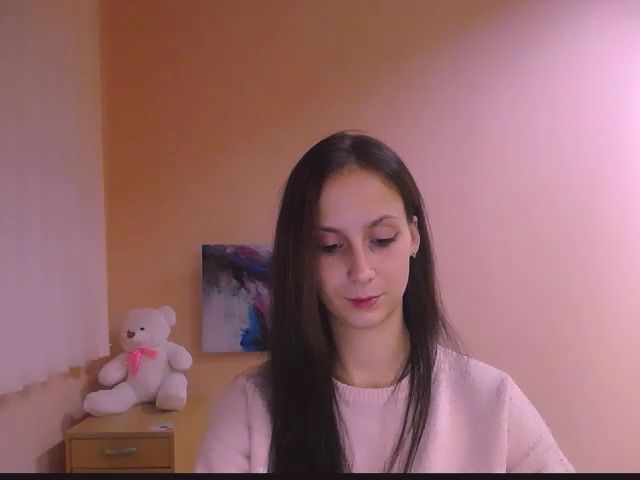 Live sex webcam photo for CuddliesNikki #271286659