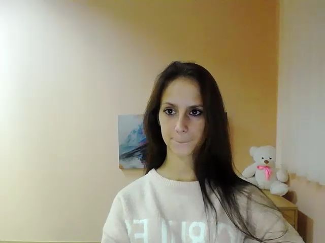 Live sex webcam photo for CuddliesNikki #271299796