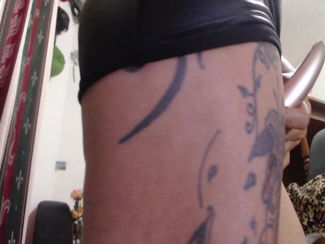 Live sex webcam photo for seleneh #271299277