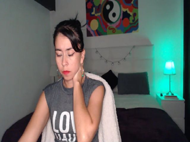Live sex webcam photo for Evansdani18 #271295692