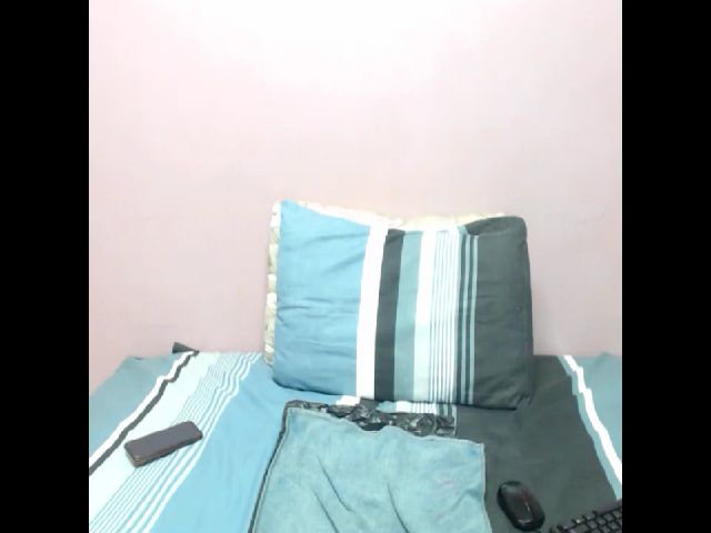 Live sex webcam photo for Nikkyjigglest #271296423