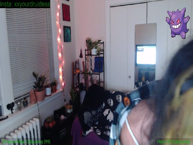 Live sex webcam photo for YourDruidess #271291579