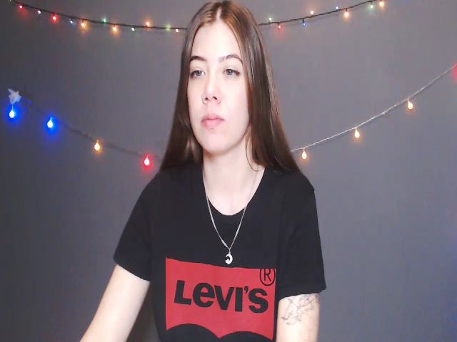 Live sex webcam photo for Oopsbritney #271300275