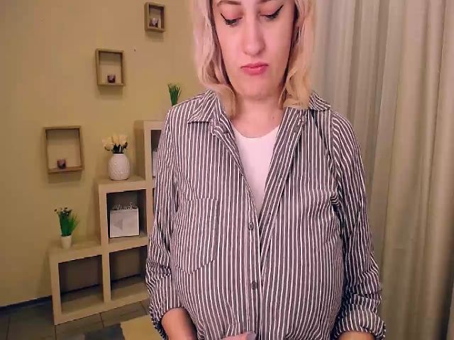 Live sex webcam photo for Le_Seul #271296177