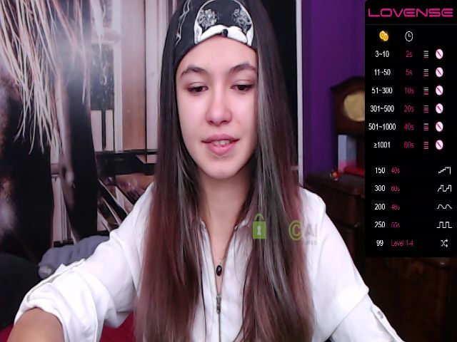 Live sex webcam photo for MisticaMissy #271287771