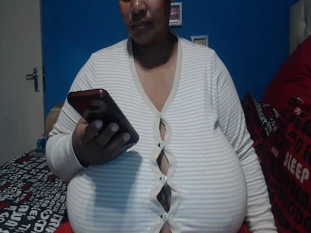 Live sex webcam photo for EbonyxBBW #271299347