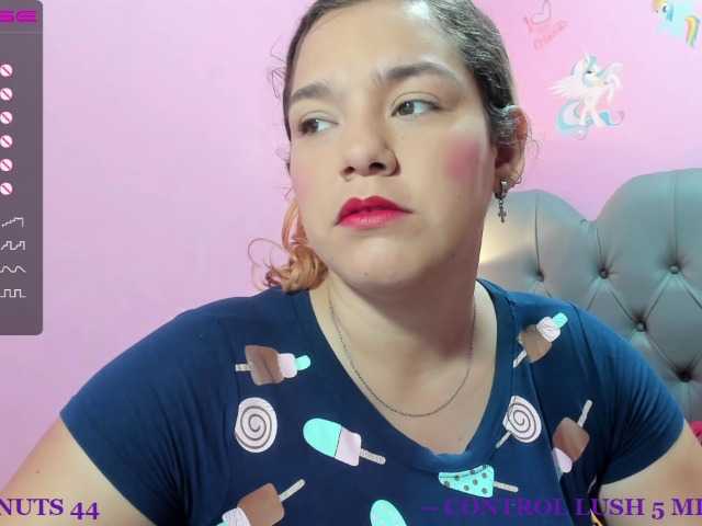 Live sex webcam photo for MeganCoppiano #271293598