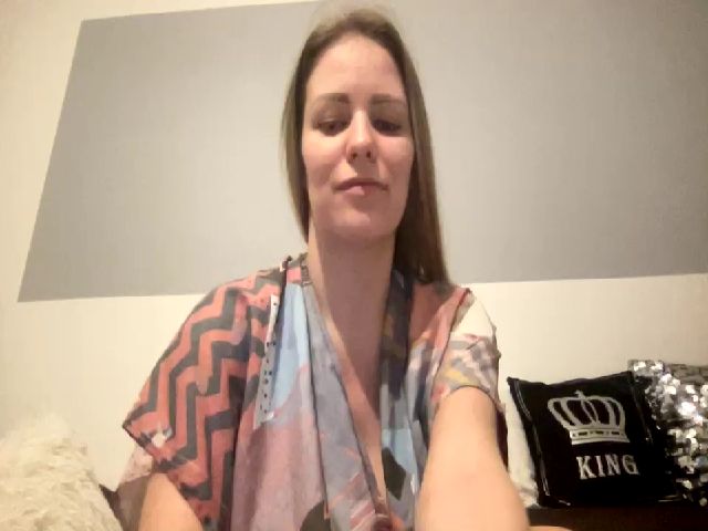 Live sex webcam photo for AnnaDiamond1 #287889222