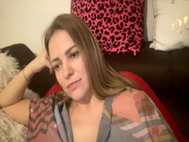 Live sex webcam photo for AnnaDiamond1 #287889223