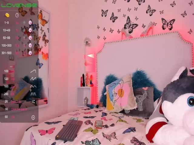 Live sex webcam photo for Camila_franco #271295998