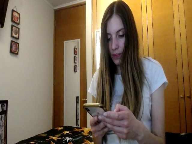 Live sex webcam photo for Alanaa_New #271284609