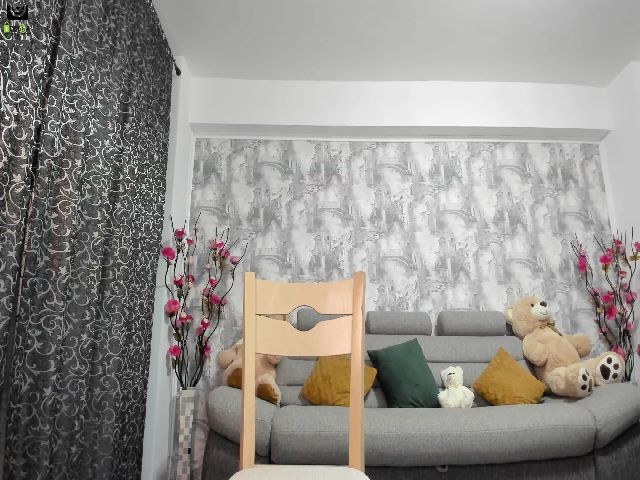 Live sex webcam photo for Ariana_dark #271300484