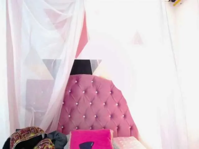 Live sex webcam photo for MelaniRice #271298102