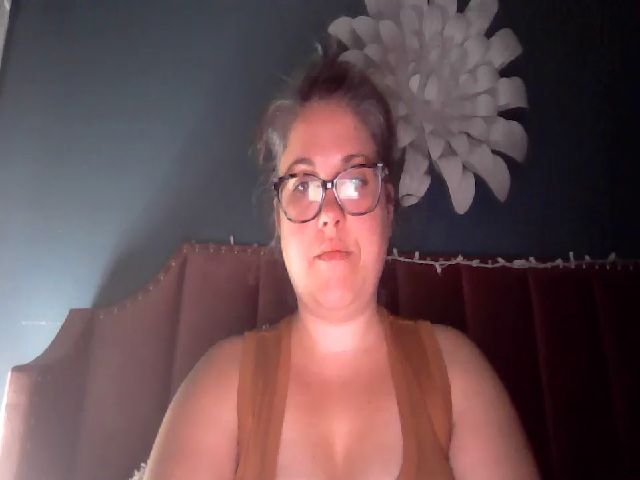 Live sex webcam photo for Laural55 #271288540