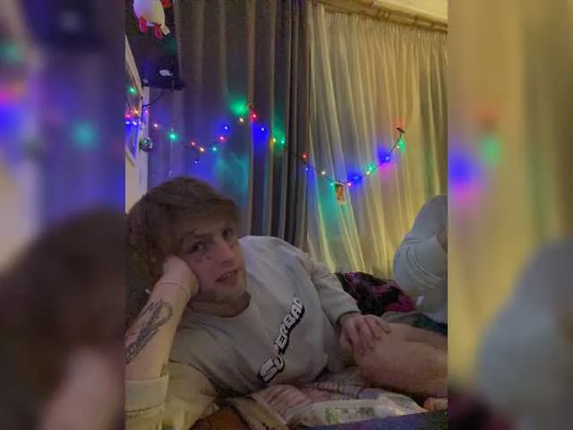 Live sex webcam photo for NikaVlad #271296562