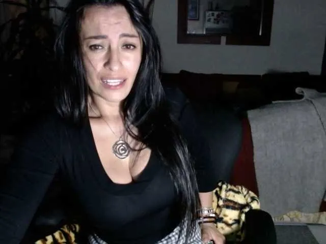 Live sex webcam photo for lunaws11 #271289401