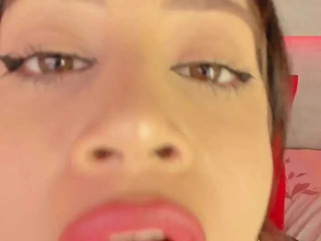 Live sex webcam photo for ANDREARODRI2 #271297173