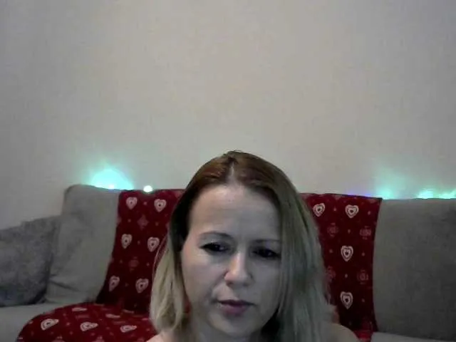 Live sex webcam photo for coupleforyouu #271297433