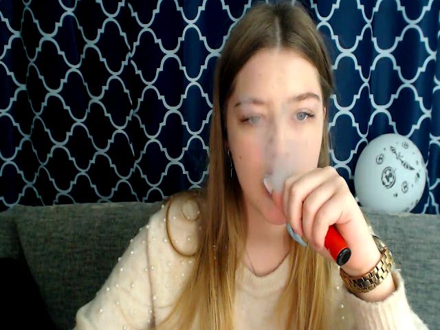 Live sex webcam photo for Midnight_xo #271298617