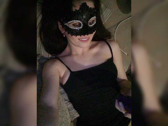 Live sex webcam photo for Molly-sex #271292724