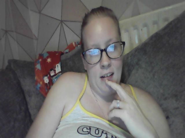 Live sex webcam photo for Bratty_Kitten #271300596