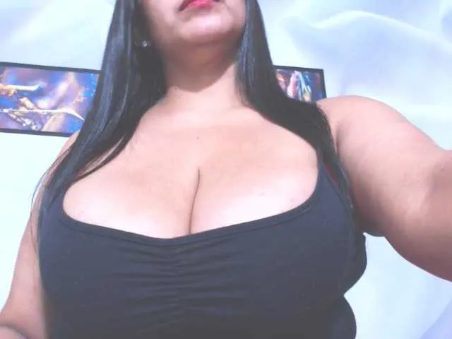 Live sex webcam photo for NATYBBW #271285772