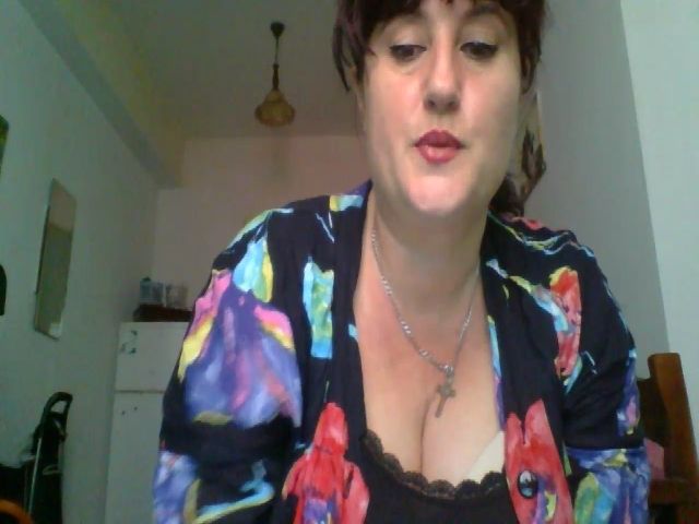 Live sex webcam photo for sloppymilf #271291312