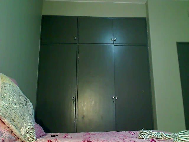 Live sex webcam photo for hugemelons38H #271291604