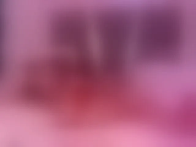 Live sex webcam photo for AileenCarter #271297335
