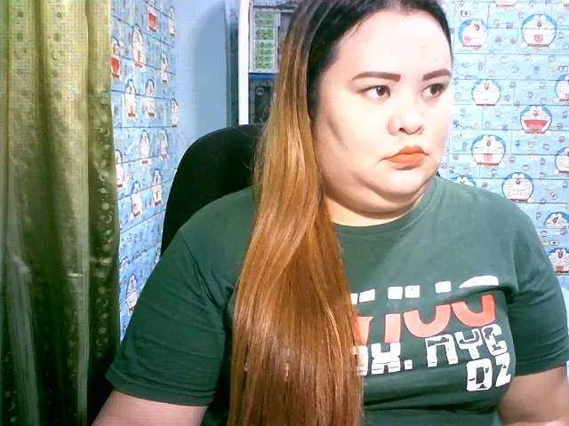 Live sex webcam photo for Asianlyn #271293093