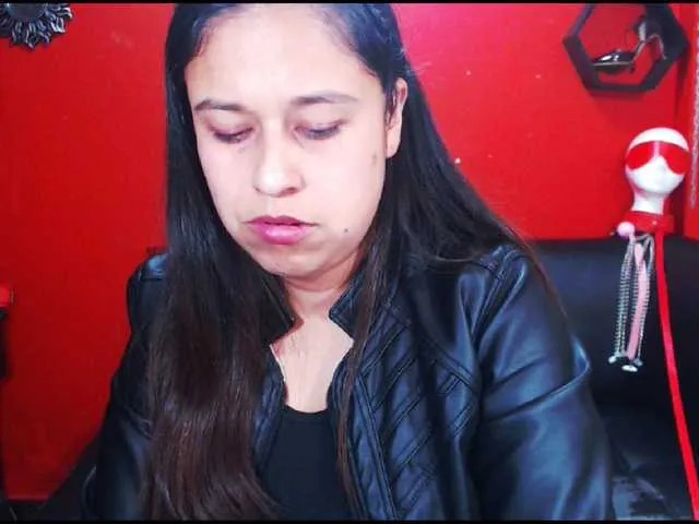 Live sex webcam photo for MEGANDIRTY #271314625