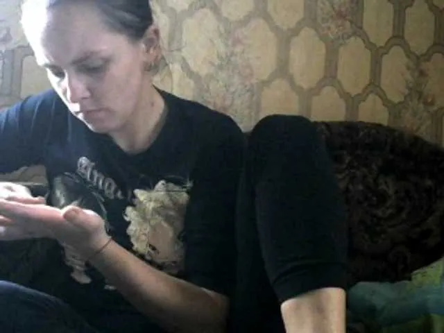 Live sex webcam photo for REPTILIAY #271310336