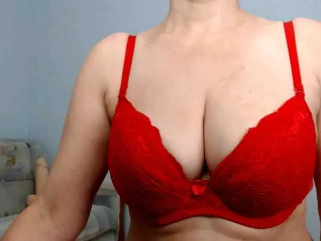 Live sex webcam photo for SexYagodka #271301766