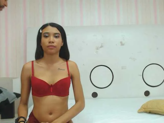 Live sex webcam photo for Kattynderic #271301417