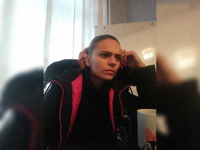 Live sex webcam photo for Ereskigal333 #271309746