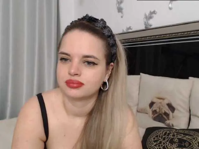 Live sex webcam photo for Lucritia #271314624