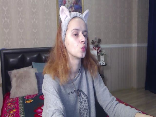 Live sex webcam photo for IrisNichols #271315992