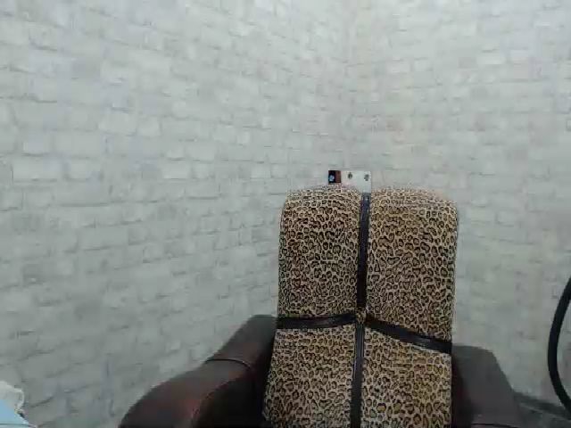 Live sex webcam photo for LannaBlue #271316752