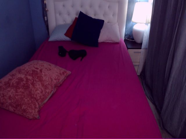 Live sex webcam photo for AVladica #271316576