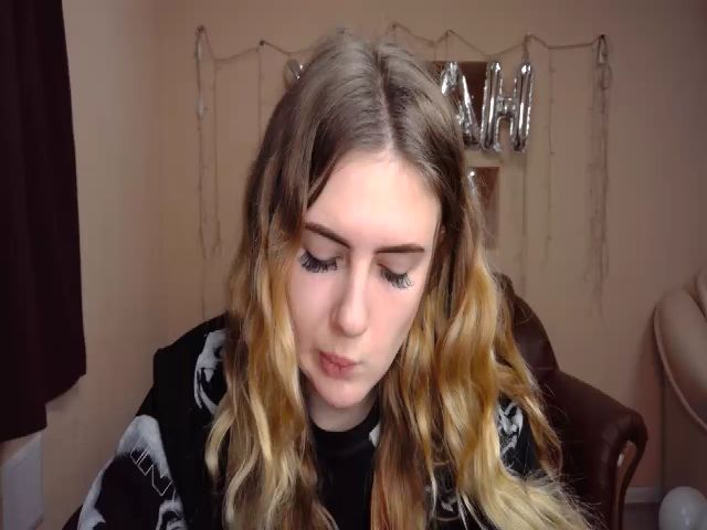 Live sex webcam photo for PrincesSnake #271307586