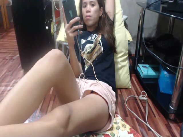 Live sex webcam photo for Beverly_19 #271307647