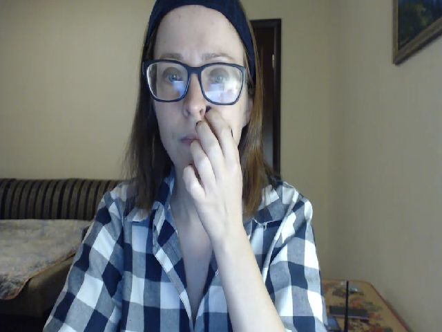 Live sex webcam photo for SmallUniverse #271307867