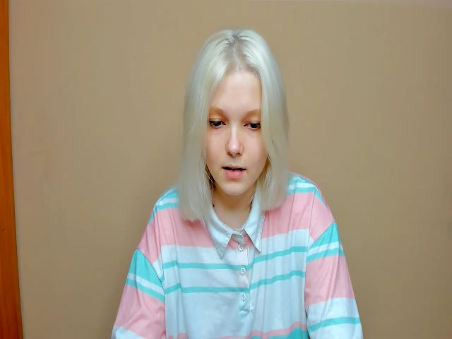 Live sex webcam photo for Liliagold #271311246