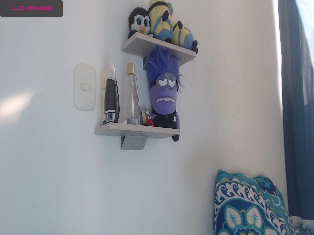 Live sex webcam photo for Mariana__Cute #271316432