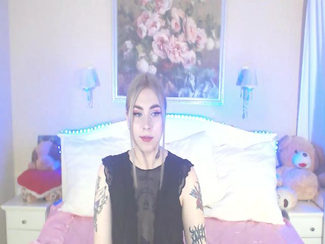 Live sex webcam photo for AmaliaDiva #271317342