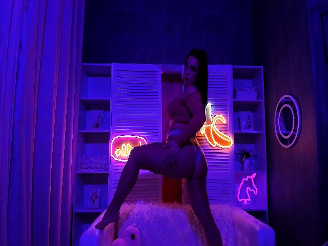 Live sex webcam photo for RosalieAnders #271304977