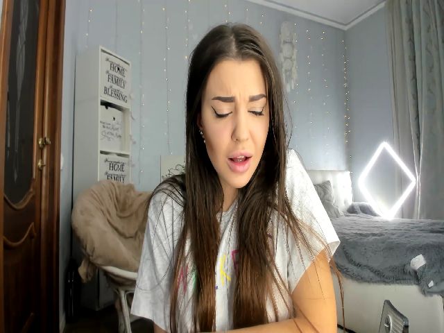 Live sex webcam photo for Miss_X_ #271312097