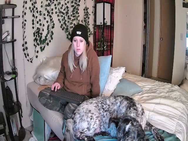 Live sex webcam photo for YummyDuchass #271307640