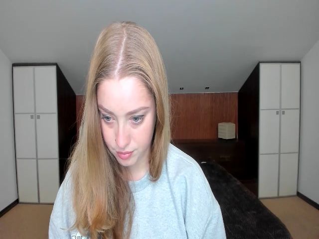 Live sex webcam photo for bony_2 #271315312